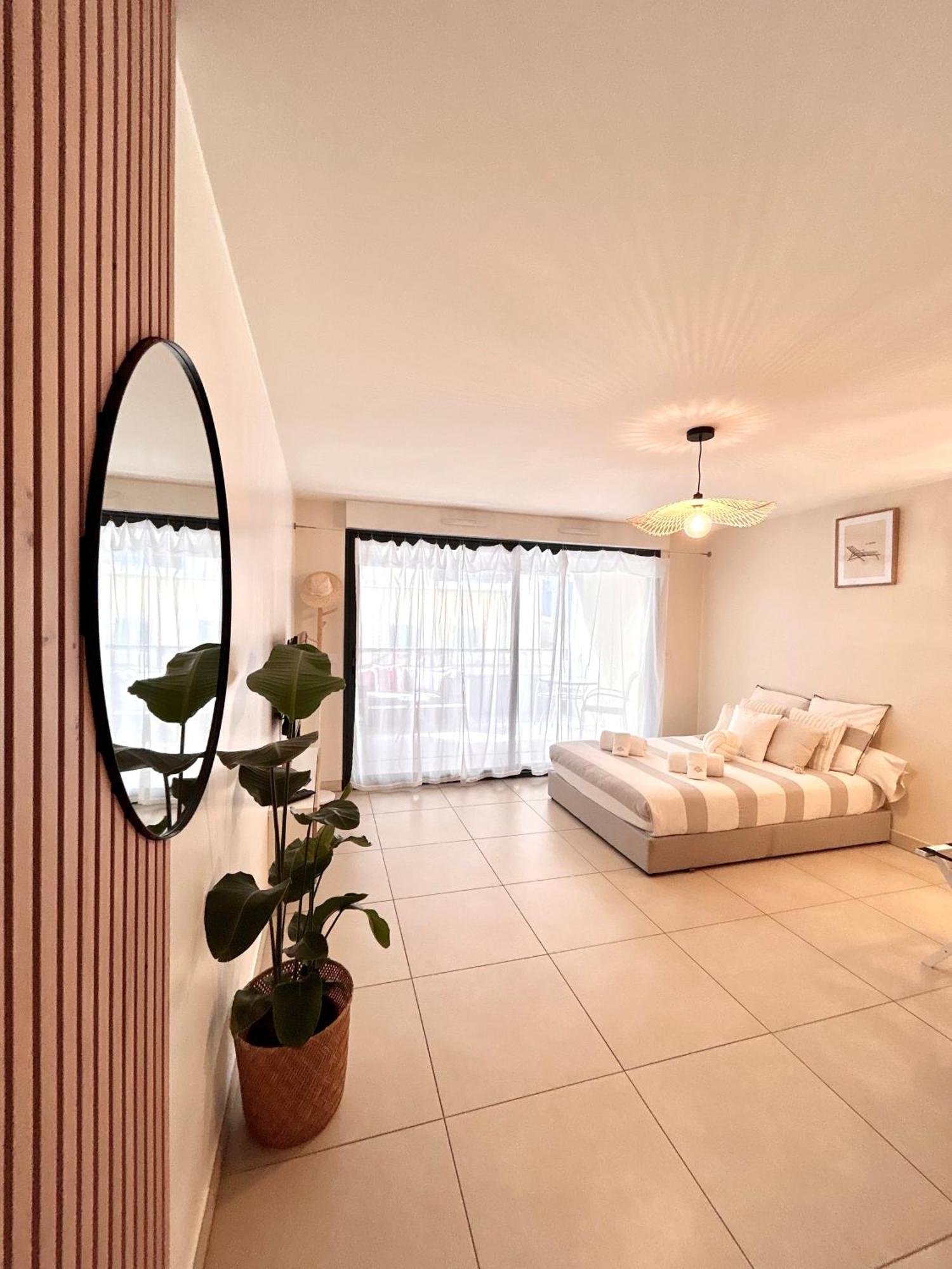 Studio Neuf - Portes De Monaco - Confort - Wifi - Clim Exterior photo